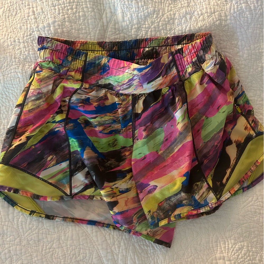 Lululemon hotty hots